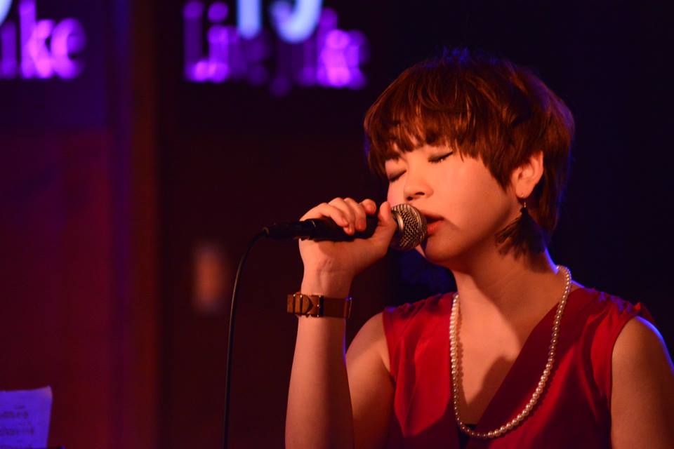 CONTENTS倉田 美和（くらた　みわ）　担当曜日：火曜日　1人で限界を感じたら…コース概要演奏動画関連記事倉田 美和（くらた　みわ）　担当曜日：火曜日　 講師プロフィール 広島文化学園大学音楽学科(ポピュラーボーカル主科)を卒業。今まで100人以上の指導経験があり、ボイストレーニングを中心に弾き […]