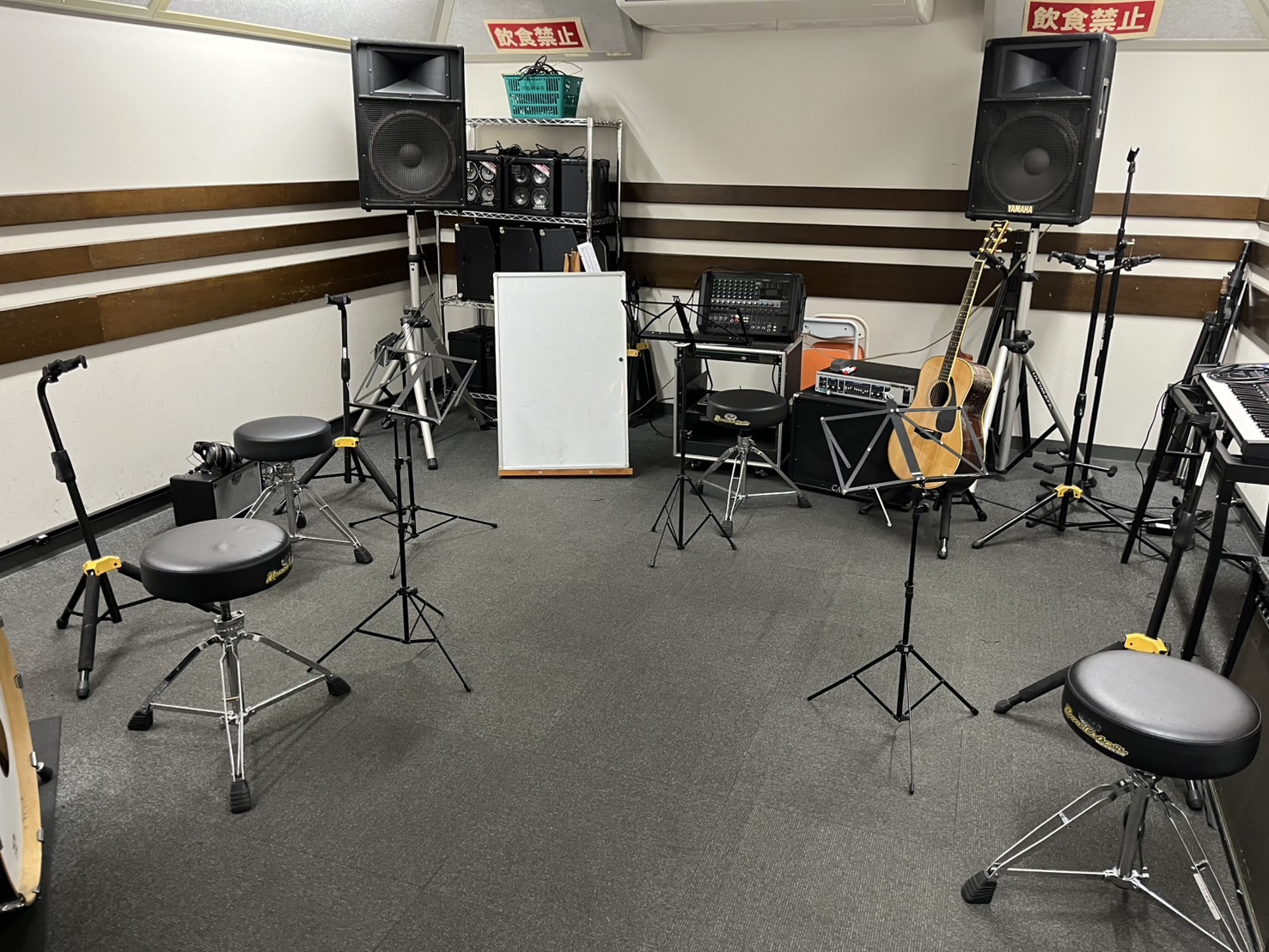 こんにちは！音楽教室担当の鶴巻です。バンドでもソロでも大活躍のギター。弾けたらとってもかっこいいなと憧れている方も多いのでは？ギターを始めたい＆もっと上達したい皆様に、水戸マイム店で開講しているギター教室をご紹介いたします。 CONTENTS講師紹介ギター教室って何をするの？どんな人が通っているの？ […]