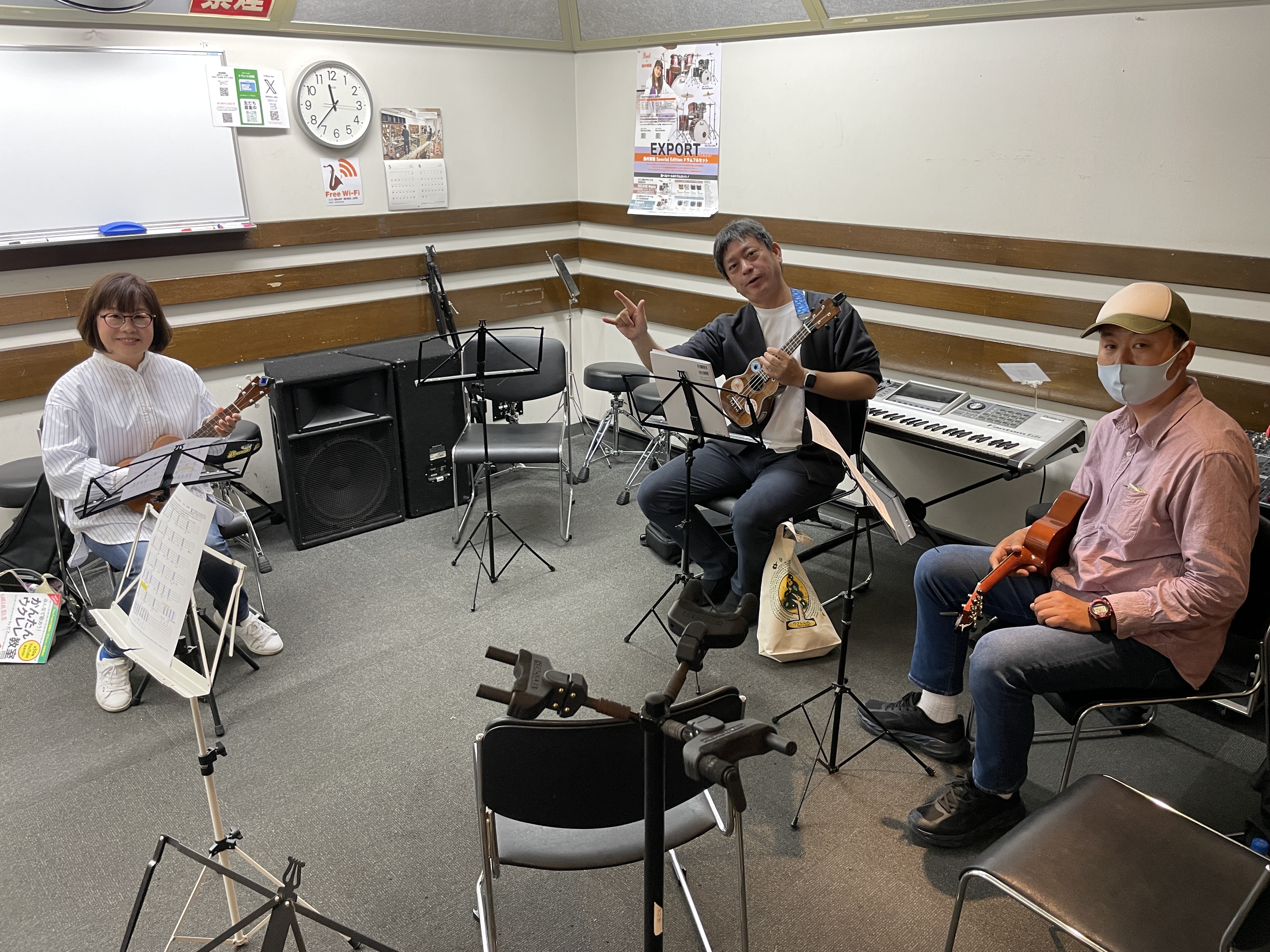 みなさまこんにちは、こんばんは！スタッフもとやまですっ！課題曲は「飛行機雲」でした！参加の皆さまお越しいただきありがとうございます。 サークルに参加してみませんか？ 『水戸マイム店ウクレレサークル』は、のんびりたのし〜くウクレレを奏でる集まりです。懐かしのあの曲から、童謡など毎回1曲テーマを決めて演 […]