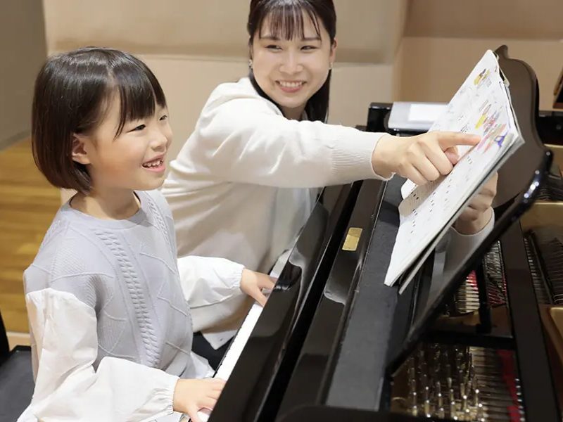 「子どもにピアノを習わせたい」「仕事や家事と両立しながら、もう一度ピアノを楽しみたい」一口にピアノ教室と言っても、お子様から大人まで様々な方がレッスンを楽しめる時代になりましたね。 島村楽器水戸マイム店では、これまで大人の方を対象としたピアノサロンをご案内していましたが、この度、新たにピアノスクール [&hellip;]
