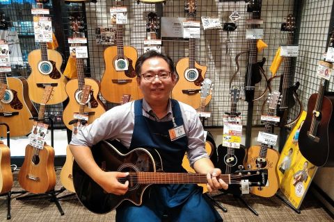 スタッフ写真 兼任店長 高保