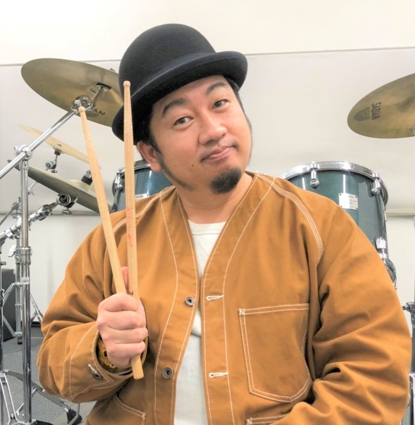 ドラム科・キッズドラム科 講師衛藤 和洋(えとう かずひろ)