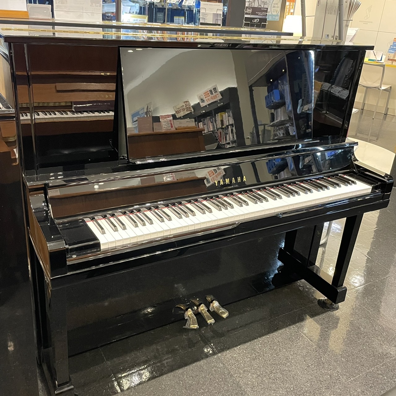 YAMAHAUX30BL