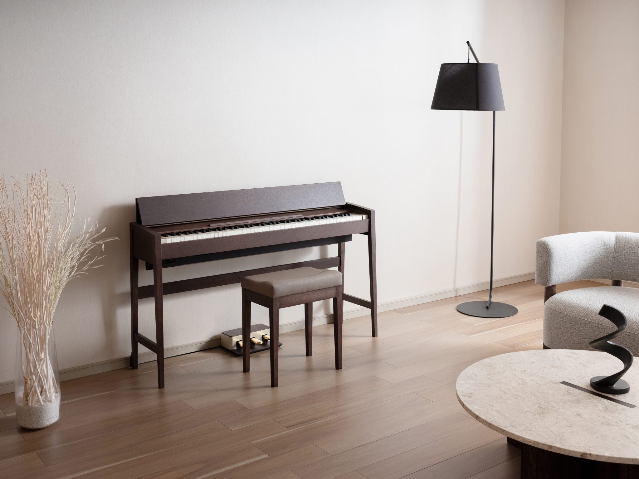 CONTENTSRolandとカリモク家具のコラボレーションモデルが新登場！角きよら KF-25 商品紹介製品性能お問い合わせはこちらRolandとカリモク家具のコラボレーションモデルが新登場！ Rolandとカリモクのコラボレーションデジタルピアノ「きよら（KIYOLA）」の島村楽器オリジナルモデ […]