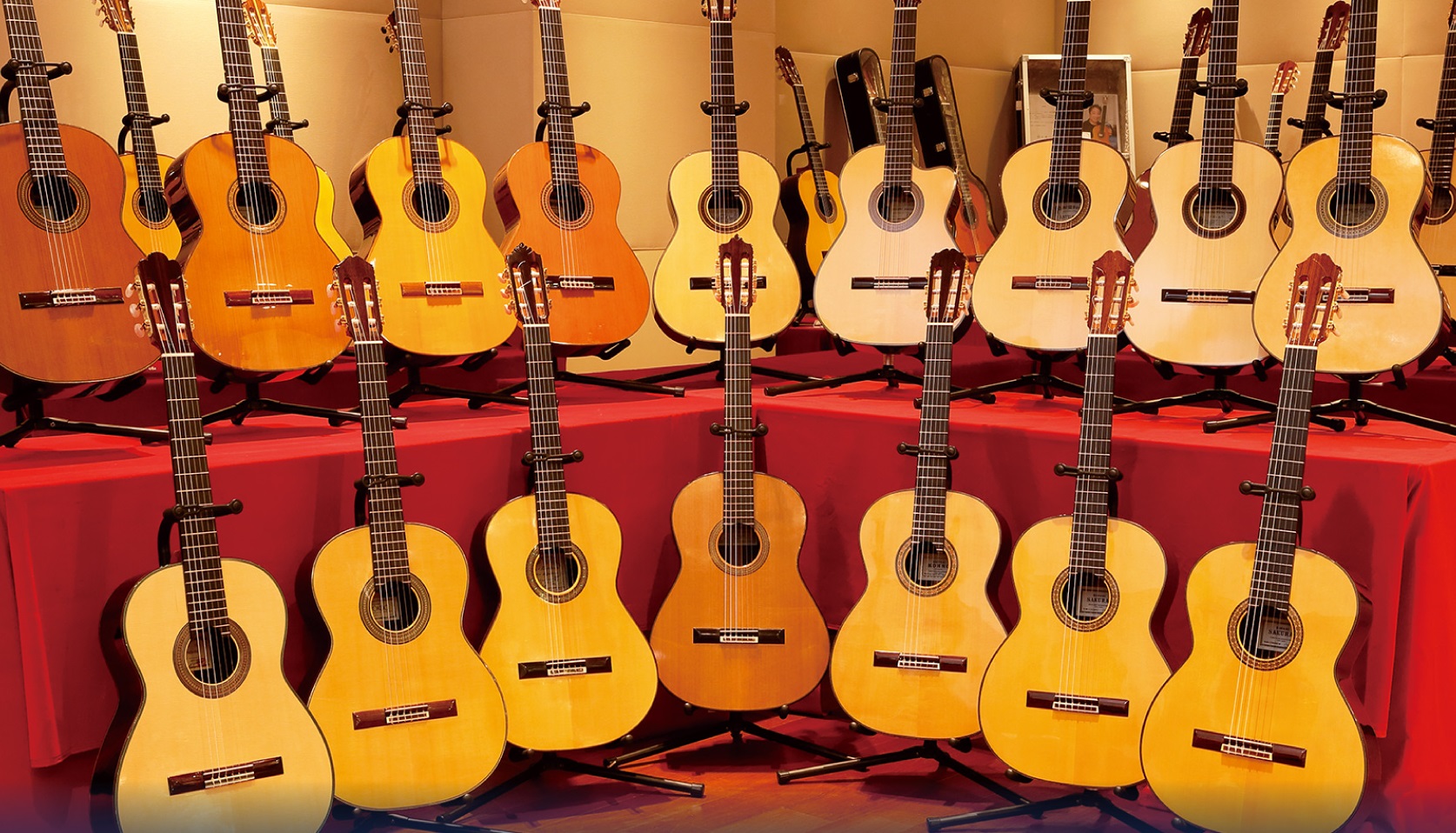 CONTENTS国産から海外製まで！手工品を中心に展示します。演奏会も実施します！展示予定製作家試奏ご予約お問合せ国産から海外製まで！手工品を中心に展示します。 島村楽器では2025年12月5日(金)から12月14日(日)までの期間、クラシックギターフェアを開催いたします。 手工品を中心に普段店舗で […]