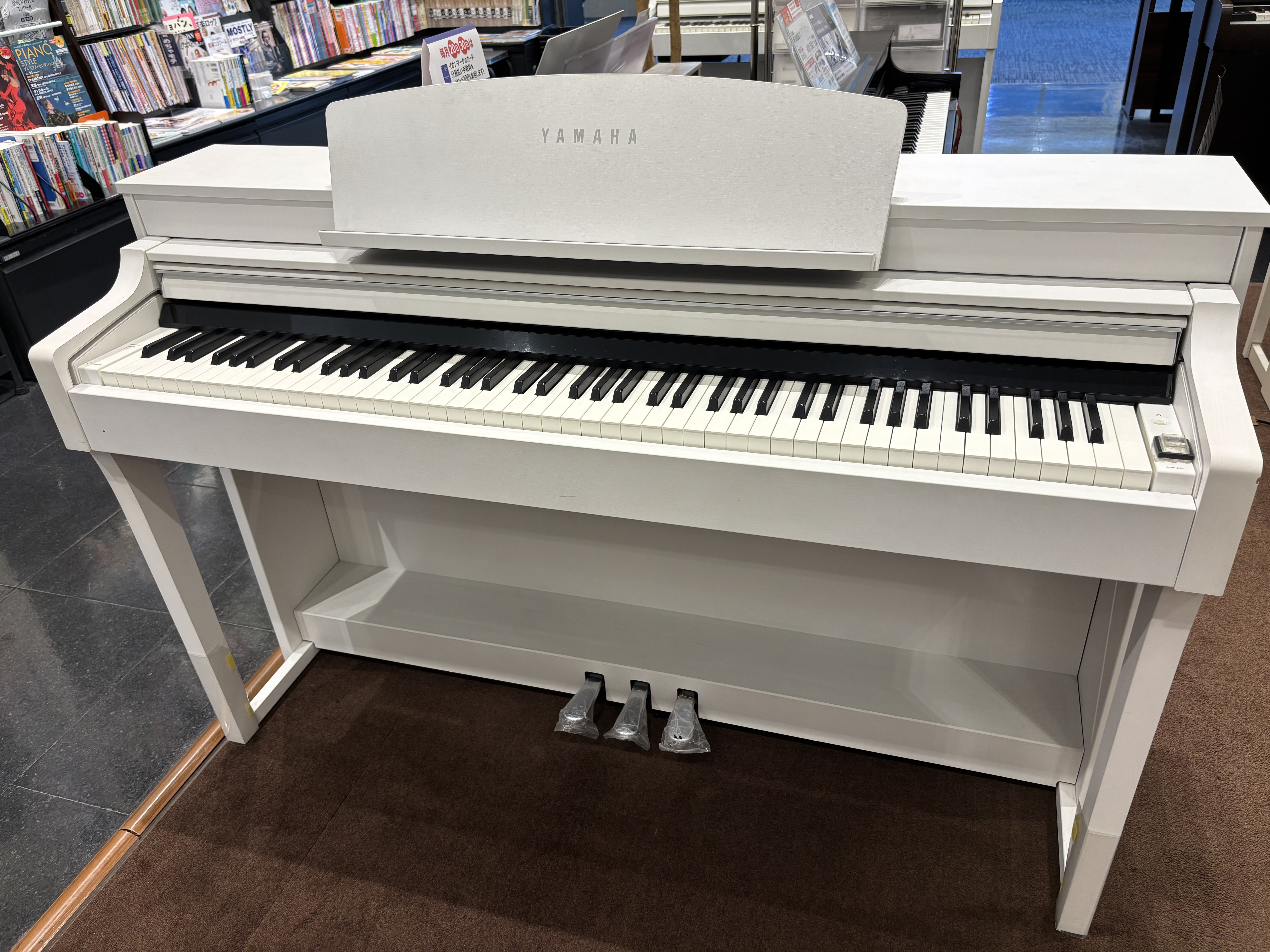 電子ピアノ（新品・展示特価品）CSP-150