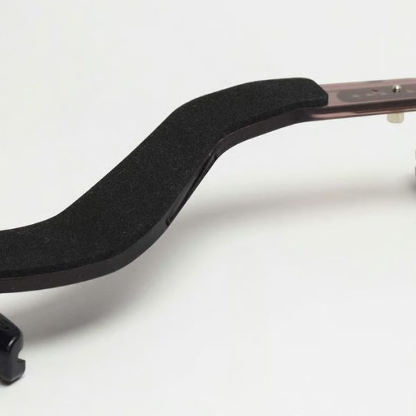 H2-2678VNB（バージョンII）<br />
販売価格：¥26,400 (税込)<br />
顎当てへのフィット感も高める、純日本製・高品質モデル。