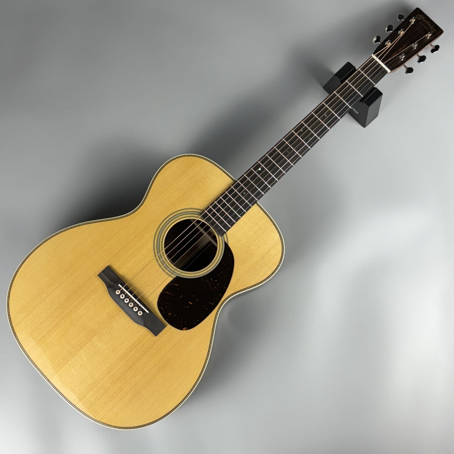 Martin【特別選定品】000-28　S/N:3040531