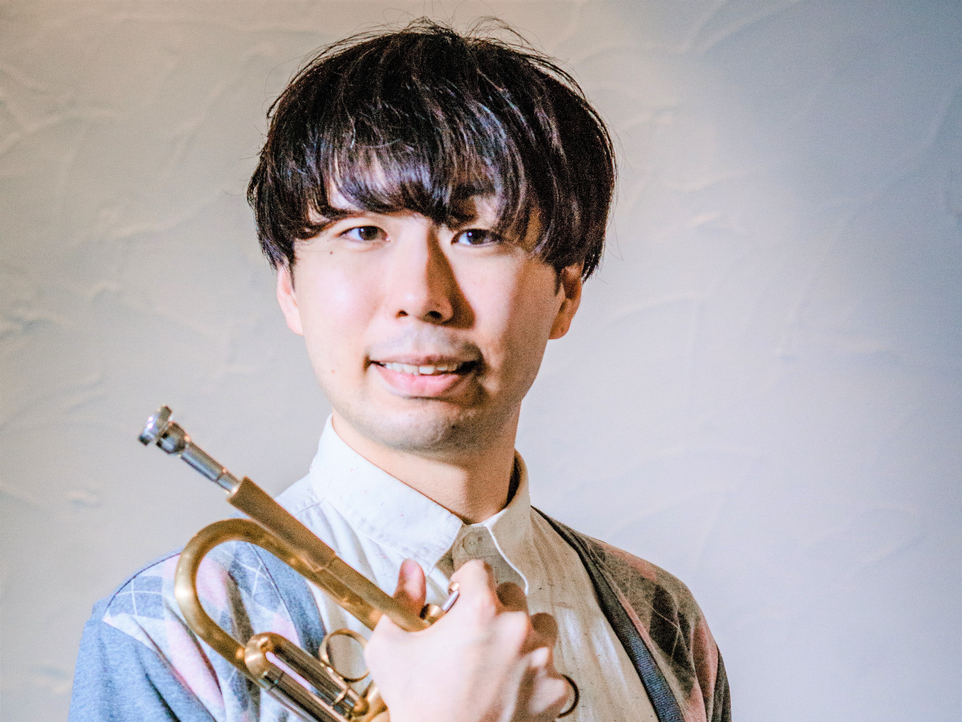山川　貴史（やまかわ　たかふみ）　担当曜日:月曜日 講師プロフィール洗足学園音楽大学ジャズコース卒業。トランペットを原　朋直氏に師事。現在は都内を中心にアーティストのサポートや、自身のバンドのライブなどで演奏活動中。 山川　貴史先生へインタビュー 指導コースを教えてください。トランペットです。得意と [&hellip;]