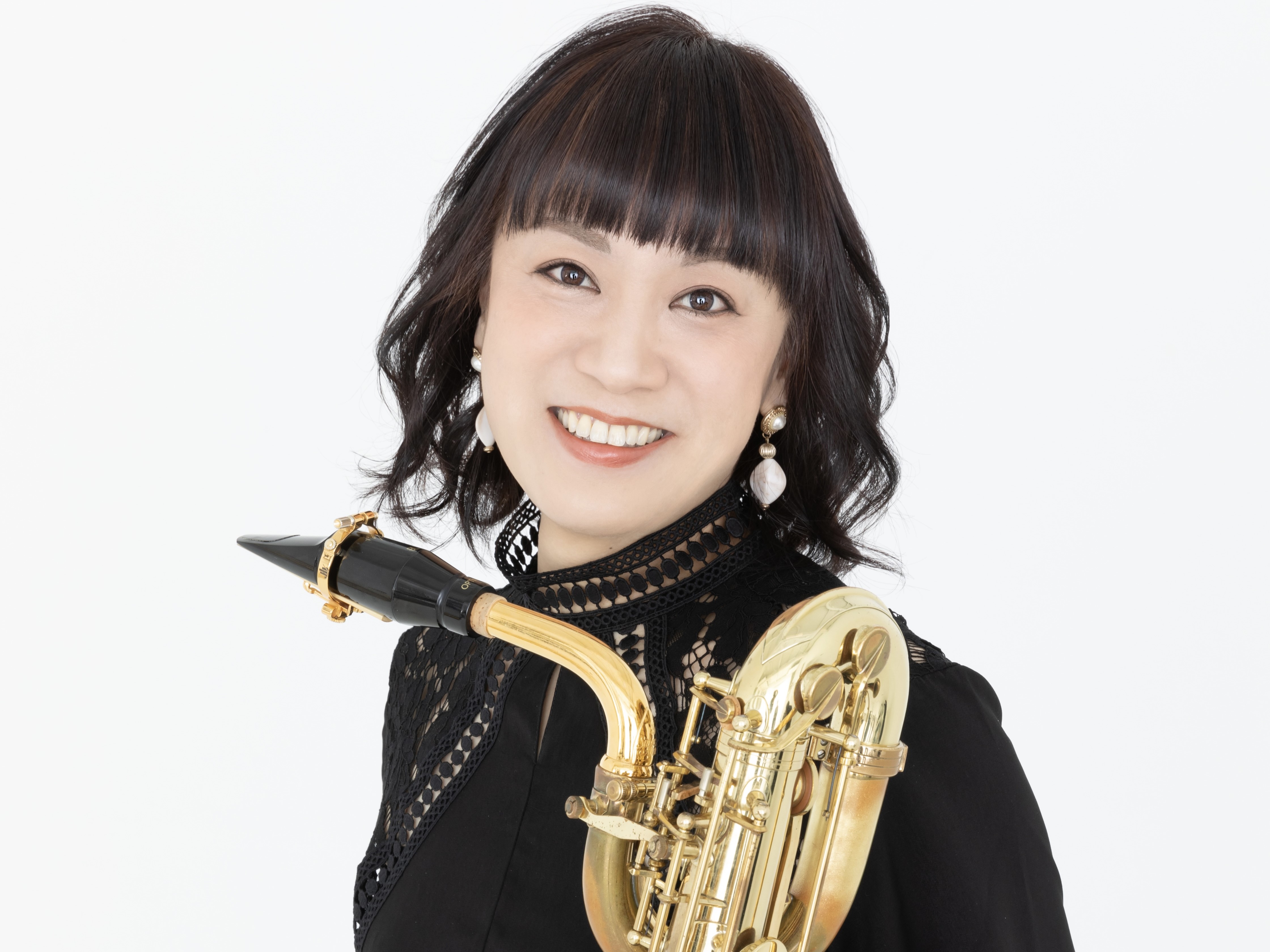 平賀　美樹（ひらが　みき）　担当曜日:月曜日/水曜日 平賀　美樹先生へインタビュー 指導コースを教えてください。サックスです。得意とする演奏ジャンルや好きな音楽について教えて下さい！クラシックです。どんな方がレッスンに通われていますか？現在は中学生から大人まで幅広い年齢層の方が通われています。先生が [&hellip;]