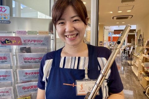 スタッフ写真 店長 音楽教室アドバイザー 谷中