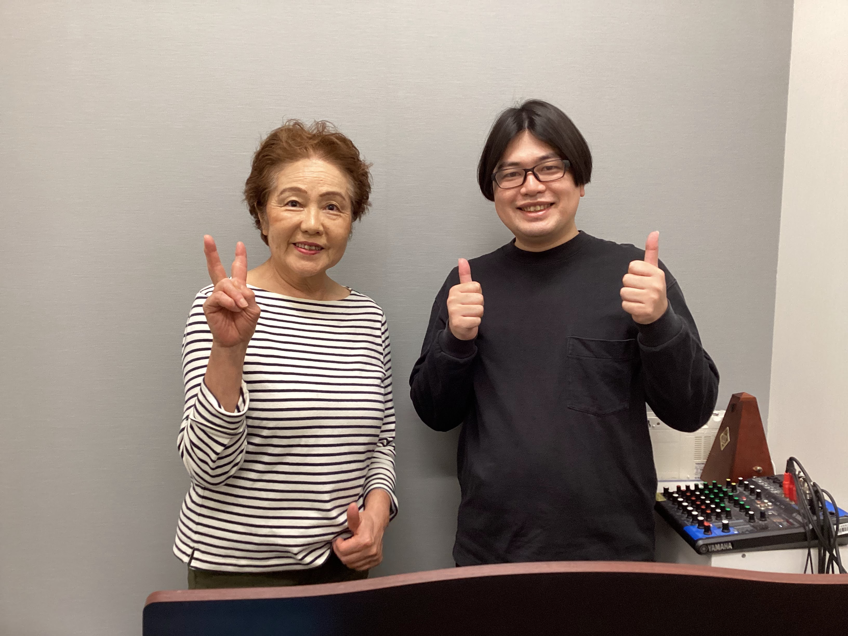 今回はボーカル教室にお通いの永田様にレッスンの様子をインタビューさせていただきました！いったいどんなレッスンをしているのか少し覗いてみましょう！ CONTENTS生徒様インタビューボーカル科講師 Showお問い合わせ生徒様インタビュー 永田様 今回インタビューをお願いしたのはいつもパワフル！な永田様 [&hellip;]