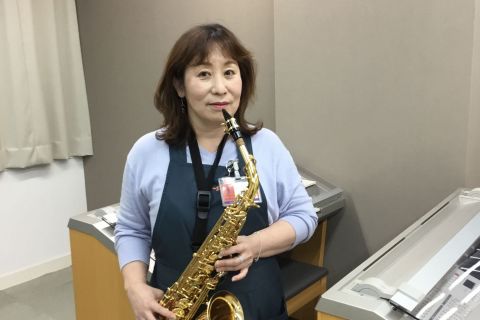 スタッフ写真 管、弦、ボーカル、エレクトーン担当 福永