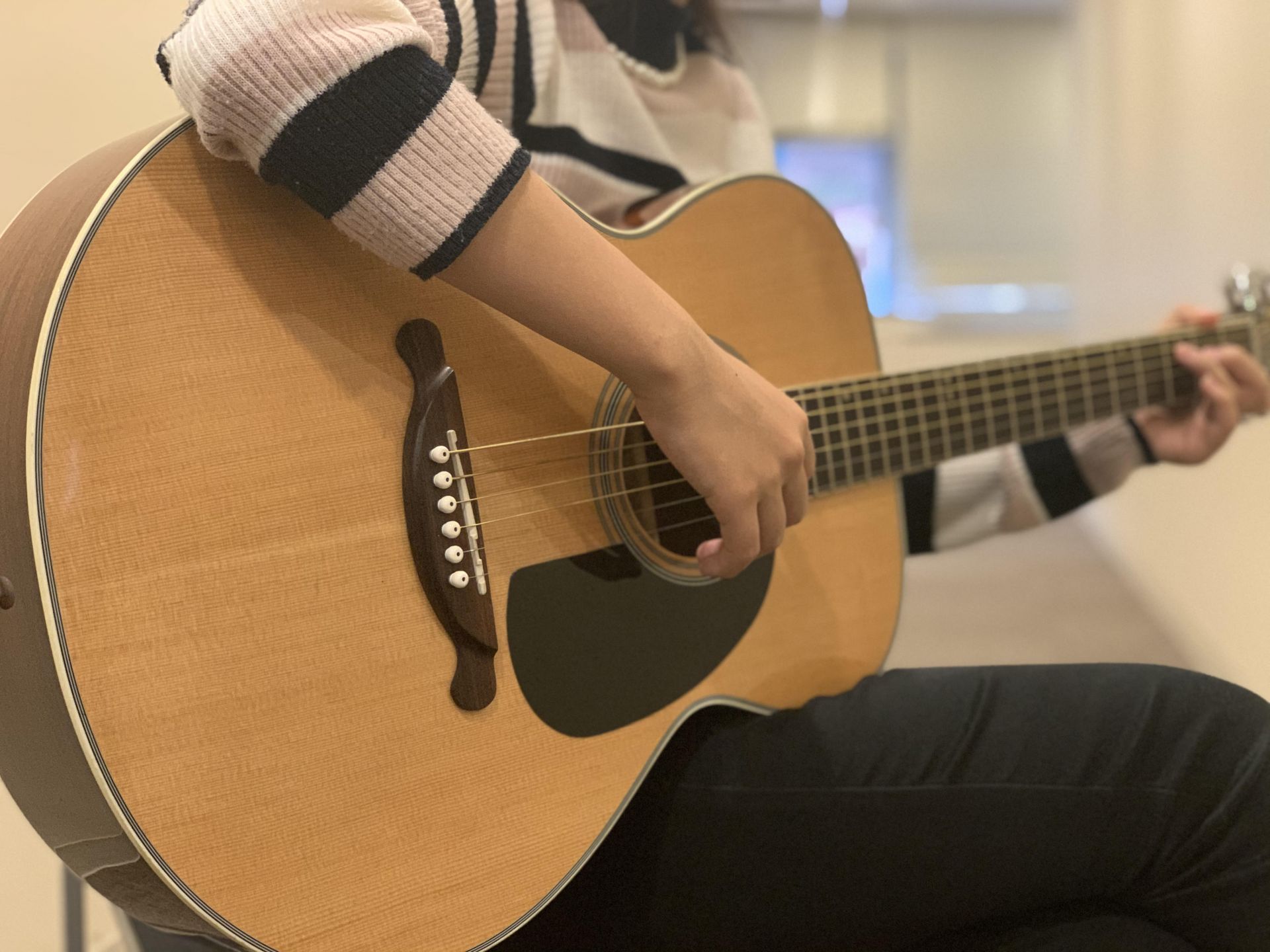 大人ギター女子 大人の趣味始めませんか ミュージックサロン西葛西 店舗情報 島村楽器