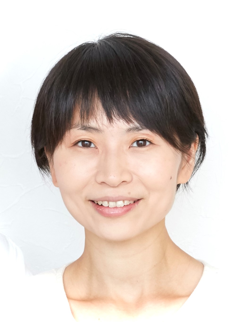 *古沢 華江（ふるさわ　はなえ）　担当曜日:土曜日 *講師プロフィール 島村楽器　ヤマハ音楽教室　ジュニア科専門コースにて、クラシックピアノ、エレクトーンを学ぶ。ヤマハ演奏グレード、指導グレード4級取得。保育士を経て、現在はセレモニープレイヤーとして、BGM演奏の活動等を行なっている。 *講師からの […]