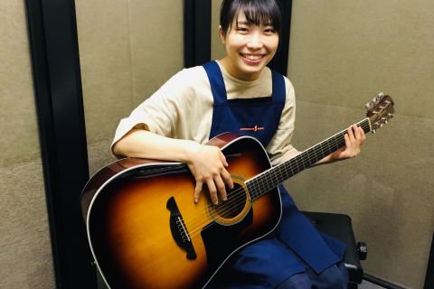 スタッフ写真 義崎