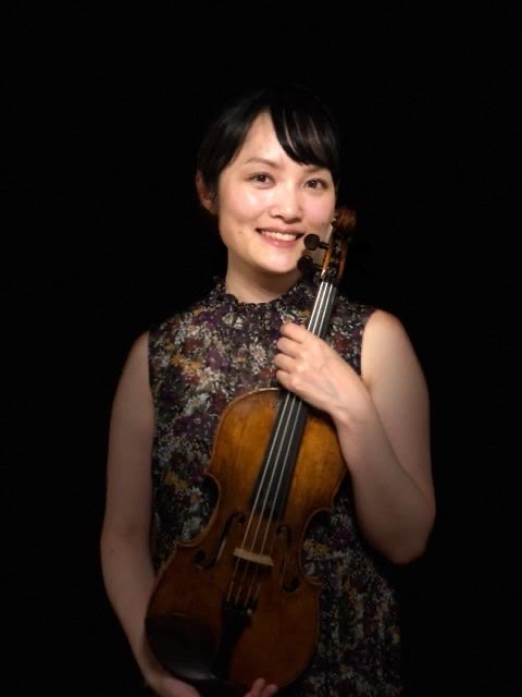 【プロフィール】<br />
白小路　紗季（しろこうじ　さき）<br />
兵庫県宝塚市出身。桐朋女子高等学校音楽科を経て、東京藝術大学音楽学部器楽科ヴァイオリン専攻卒業。<br />
ベルン芸術大学修士課程、特別修士課程現代音楽科修了。第13回現代音楽演奏コンクール"競楽XIII"第一位。<br />
【開講曜日】<br />
土曜日