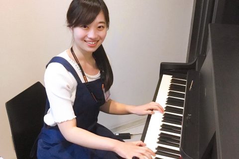 スタッフ写真 木下
