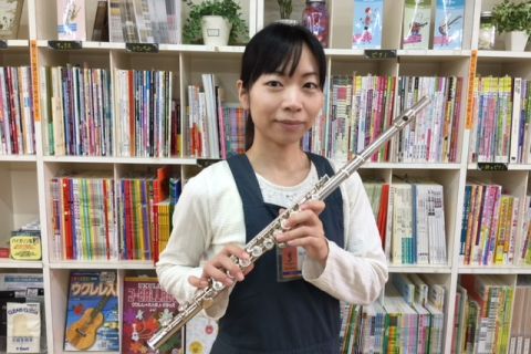 スタッフ写真 管楽器アドバイザー 大野