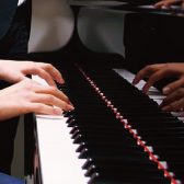 ピアノで始める、新しいチャレンジ！～シニア向け音楽教室～