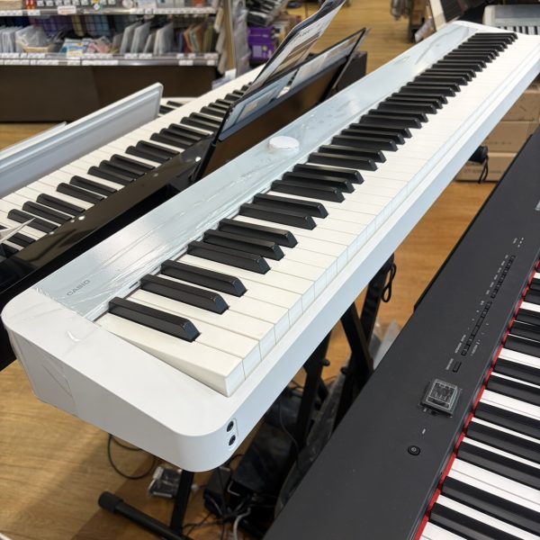 CASIO　PX-S1100CB　コンパクトボディで圧迫感がなく、おしゃれに気軽に楽しみたい方へ♪