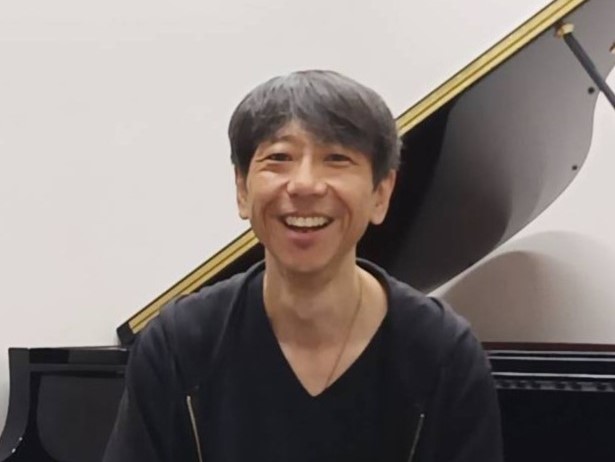 CONTENTSジャズピアノ教室開講しました！お問い合わせはこちらジャズピアノ教室開講しました！ 初心者から理論を勉強したい方まで、幅広く対応可能な明るい楽しい五十嵐先生のジャズピアノ教室が開講しました！ 初心者とは 『ジャズに憧れてるけど、あんまりピアノ弾けない…』 『ピアノ始めたい！ジャズがいい [&hellip;]