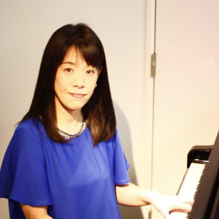 水曜・木曜・金曜ピアノ教室清水朋子先生