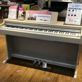 【新製品】電子ピアノ「YAMAHA：YDP-165（WA）」の展示品が入荷しました！