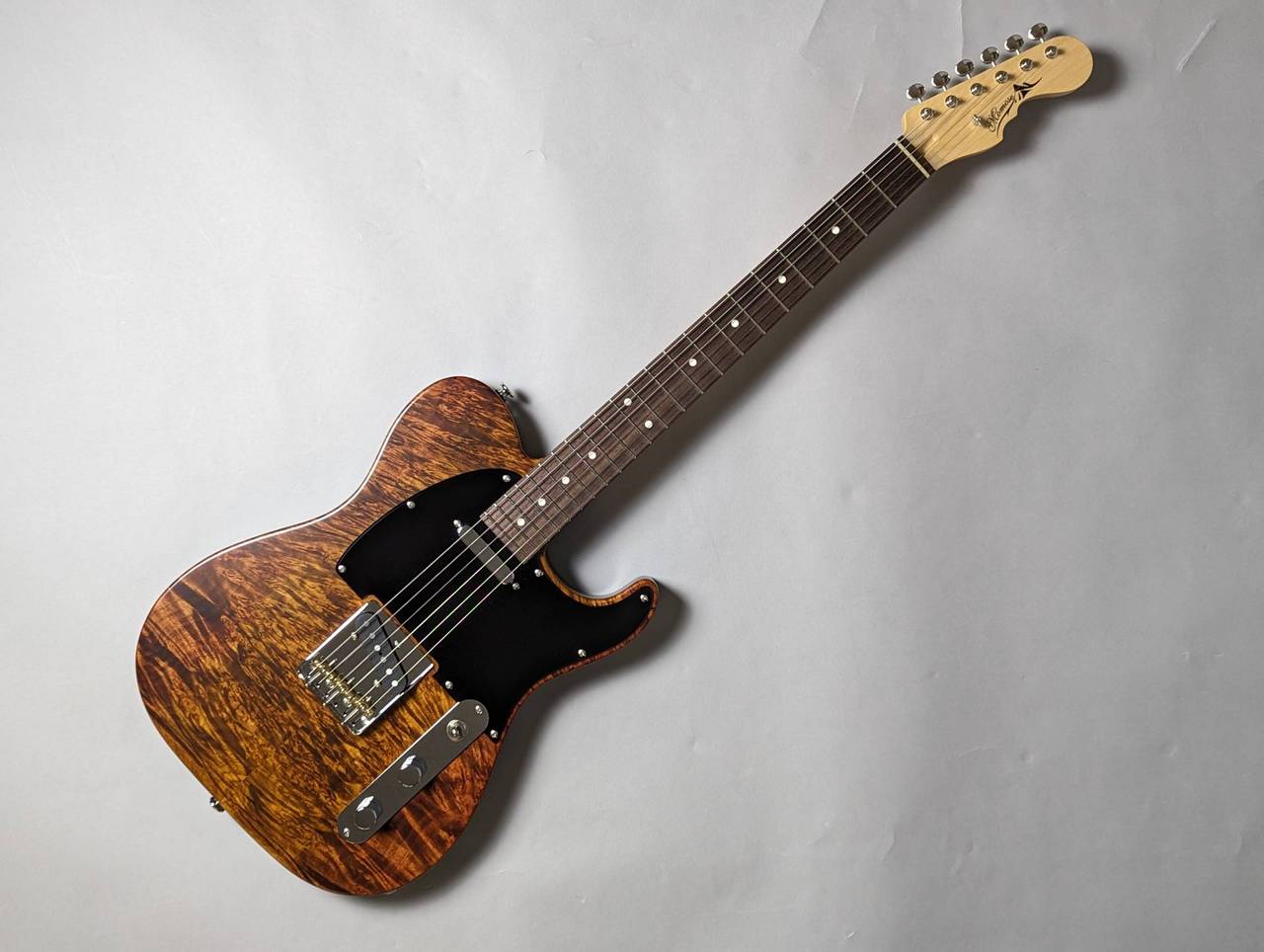 MOMOSEMT-BURL MAPLE LTD/R