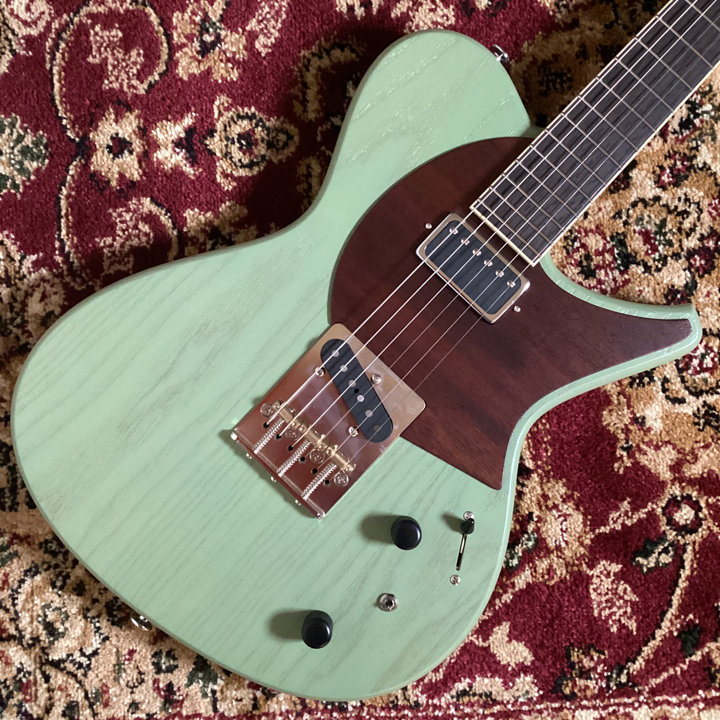 SuzukaGuitarDesignTierra LD11EX/ASH