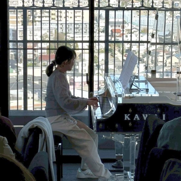 ディズニーが大好きなMさん！ディズニーやジブリのレパートリーをたくさんお持ちで、今回はかなりアレンジも難しかったですが安定感もあって素敵な演奏でした♪