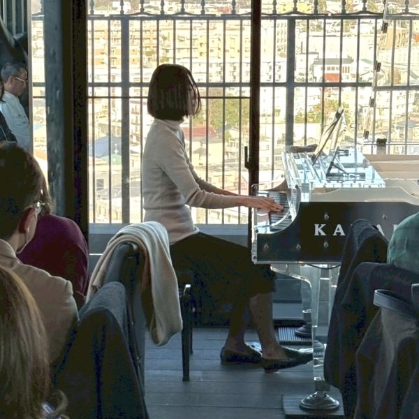 イベントのトリを務めていただいたYさん！弾きこなすことが難しいブラームスの作品を、とても深くまで分析され、ぐっと心をつかまれるような演奏でした✨