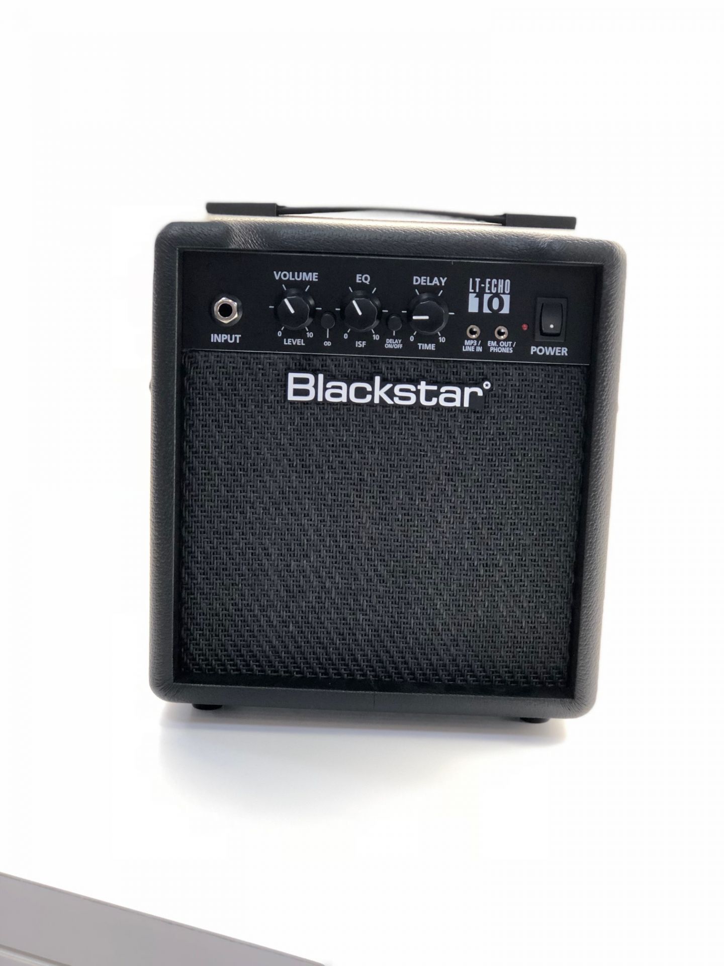 ステレオスピーカー搭載の小型アンプ！Blackstar LT-ECHO 10展示しました！