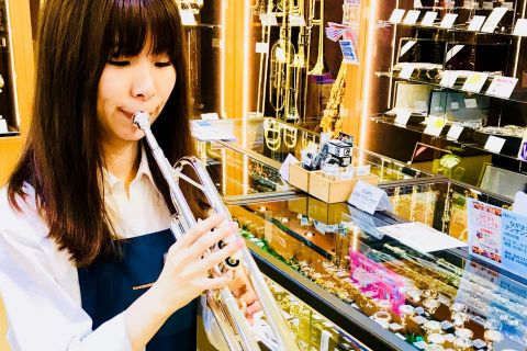 スタッフ写真 電子ピアノ・キーボード・金管楽器 田村