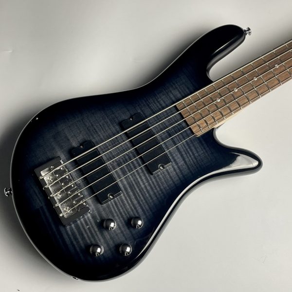 Spector Legend5 Standard (BKS)【現物写真】【5弦】<br />
<br />
【通常￥65,450(税込)のところ、傷有りのためアウトレット大特価の￥！62,177】<br />
 ハムバッカーピックアップ搭載のアクティブ5弦ベース！ フィット感が心地よいカーブドボディ！