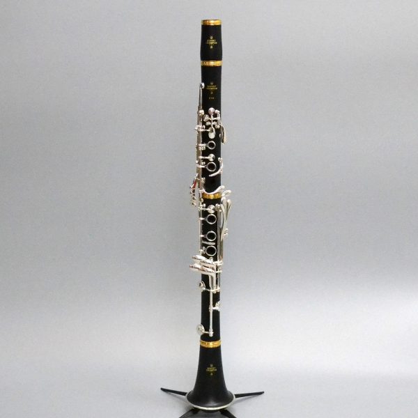 Buffet Crampon E11S<br />
<br />
【通常￥165,000(税込)のところ、傷有りB級品の為￥154,000(税込)大特価！初心者の方や学生さんにも人気の“E11”に、さらにこだわりを詰め込んだモデルです！