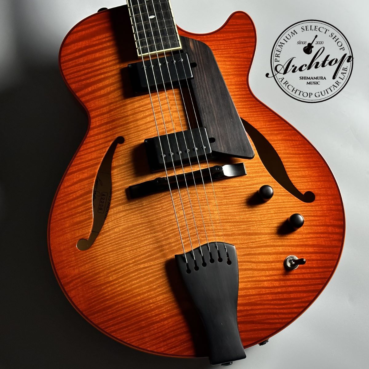 フルアコースティックギターSadowsky LS-15 Violin Burst (2.42Kg)