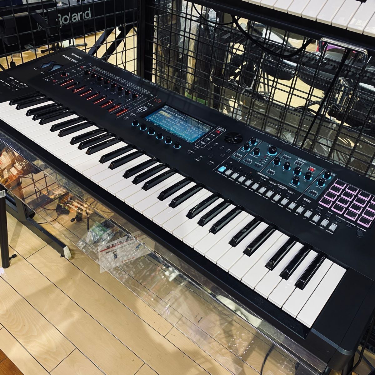 シンセサイザー!【店頭展示品】FANTOM-6