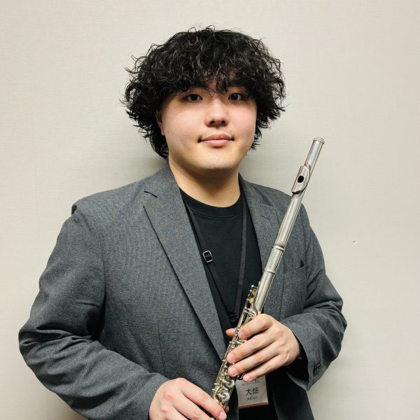 仙台ロフト店　フルートインストラクター<br />
大畑(おおはた)