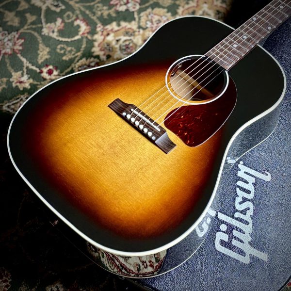 Gibson J-45 Standard SN:22195084<br />
￥385,000