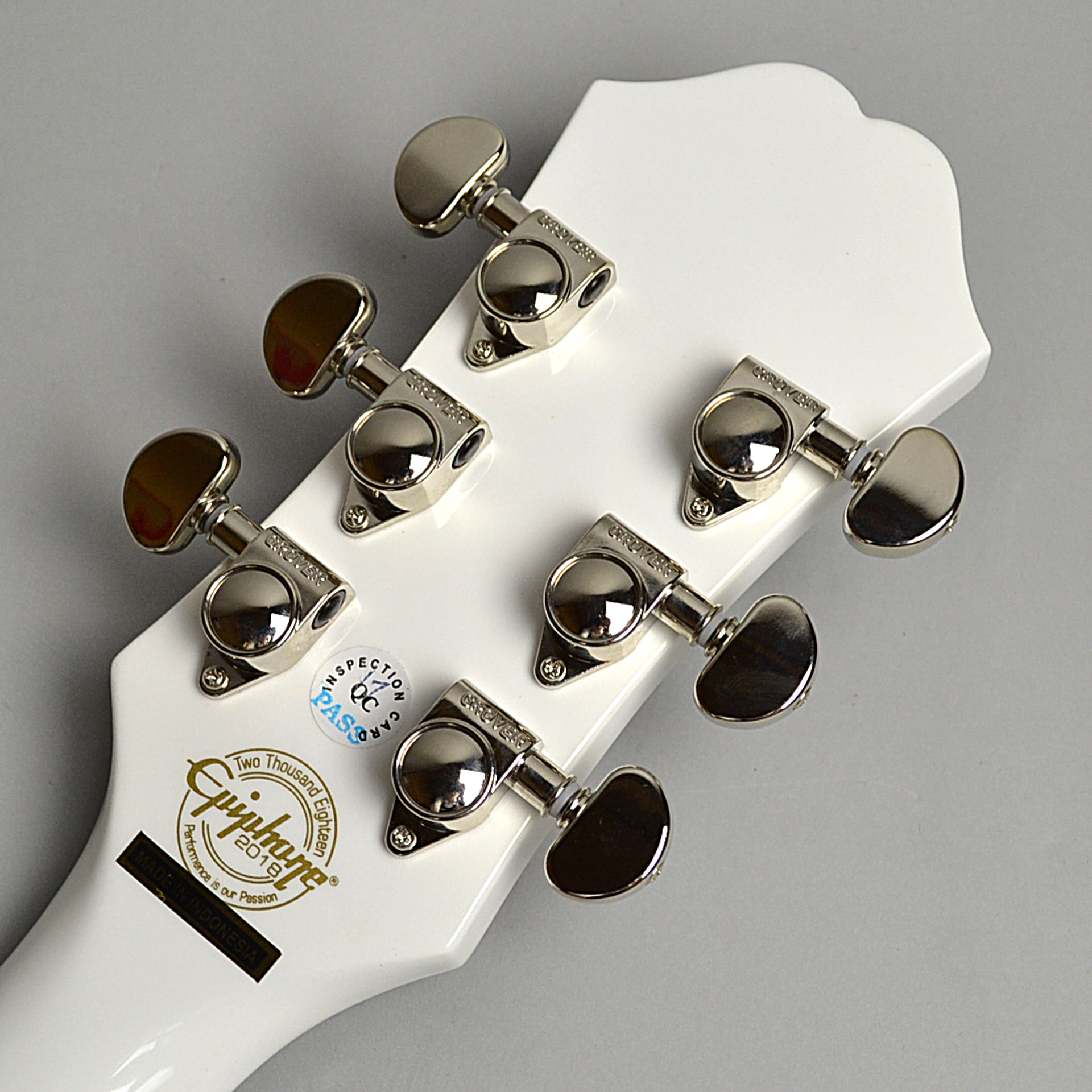 【アコギ新入荷情報】”白いアコースティックギター”が2本入荷いたしました！｜島村楽器 長野店