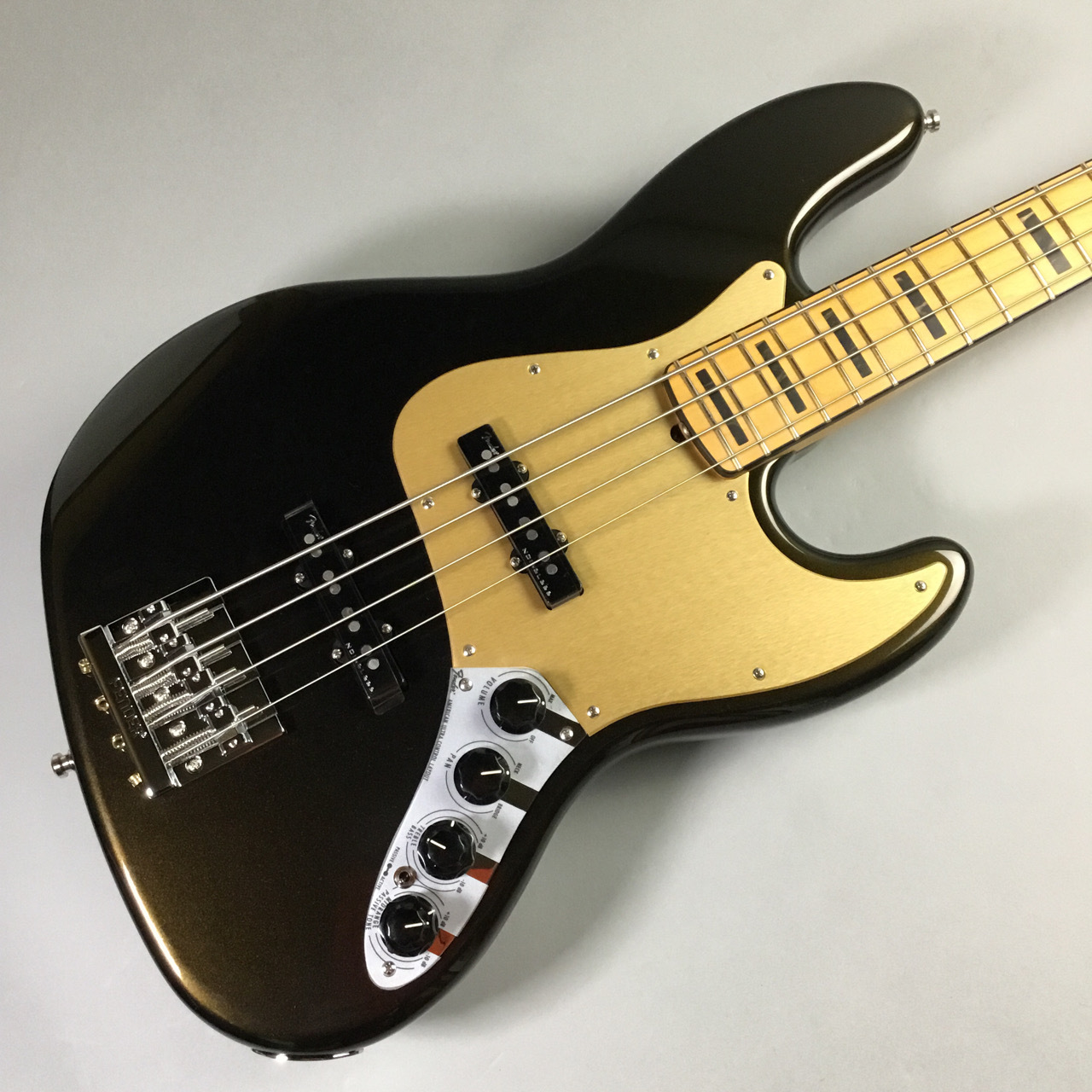 【新入荷】Fender AMERICAN ULTRA JAZZ BASS