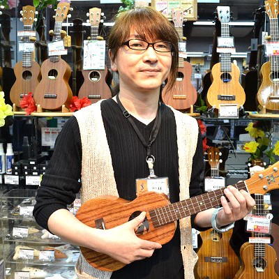 自宅でお手軽に出来る楽器として人気!ウクレレ教室