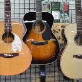 【アコースティックギター新入荷情報】Headway Guitars 2本入荷致しました