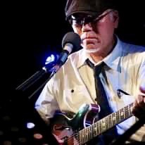 ギター弾き語りMr.Moon(ミスター・ムーン)