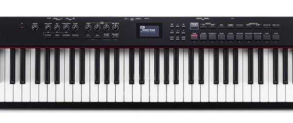 《RD-88-SC》<br />
エスケープメント機能付きの象牙調PHA-4スタンダード鍵盤を搭載し、新規にチューニングされたSuperNATURAL Piano、E.Piano そしてZEN-Core音源を内蔵したコンパクトなステージピアノ。ヒットソングデータ入りUSB、通常別売りのダンパーペダル及びフットスイッチが付属します。<br />
<br />
￥146,300(税込)