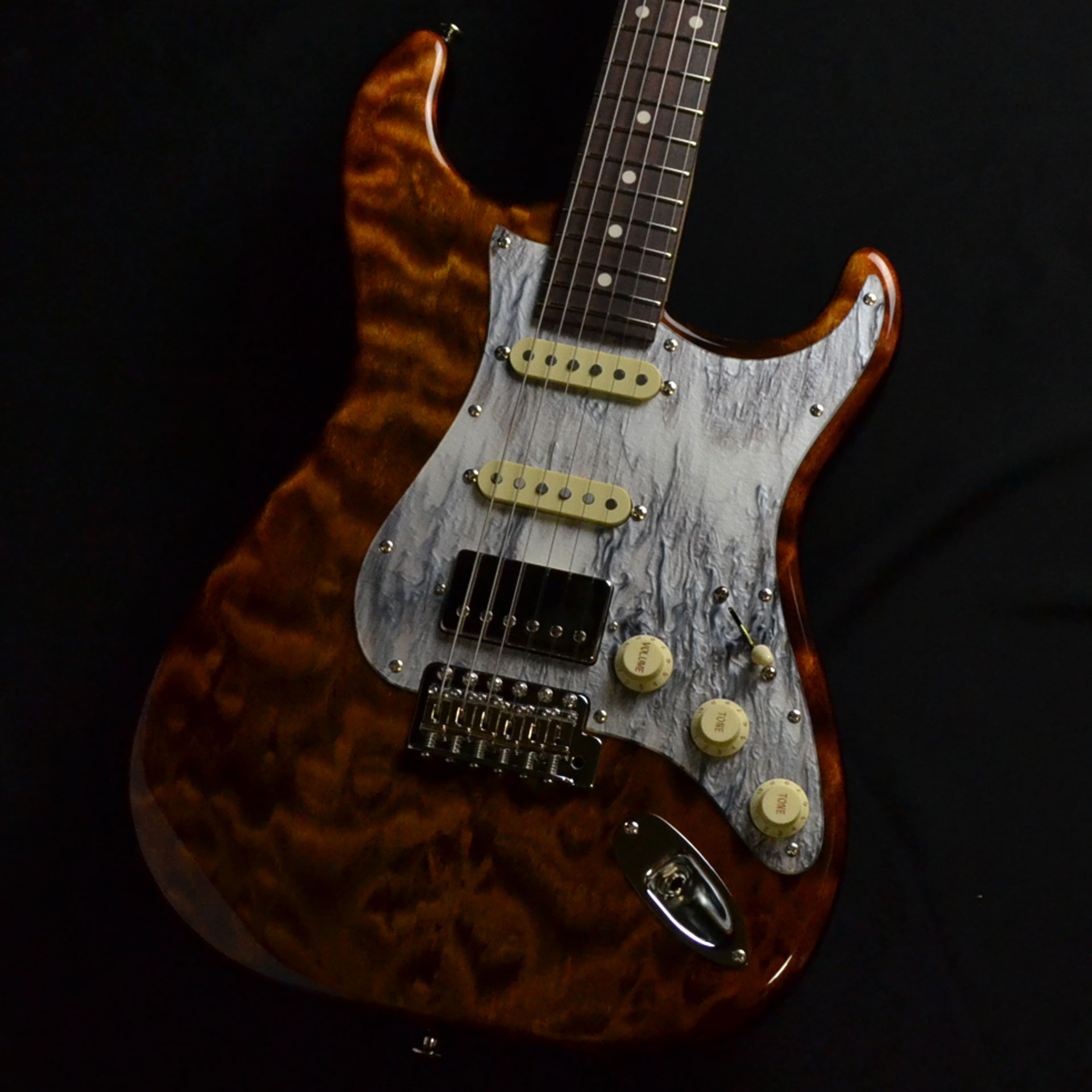 momoseMC-Quilted MAPLE LTD H/R #17995 CS