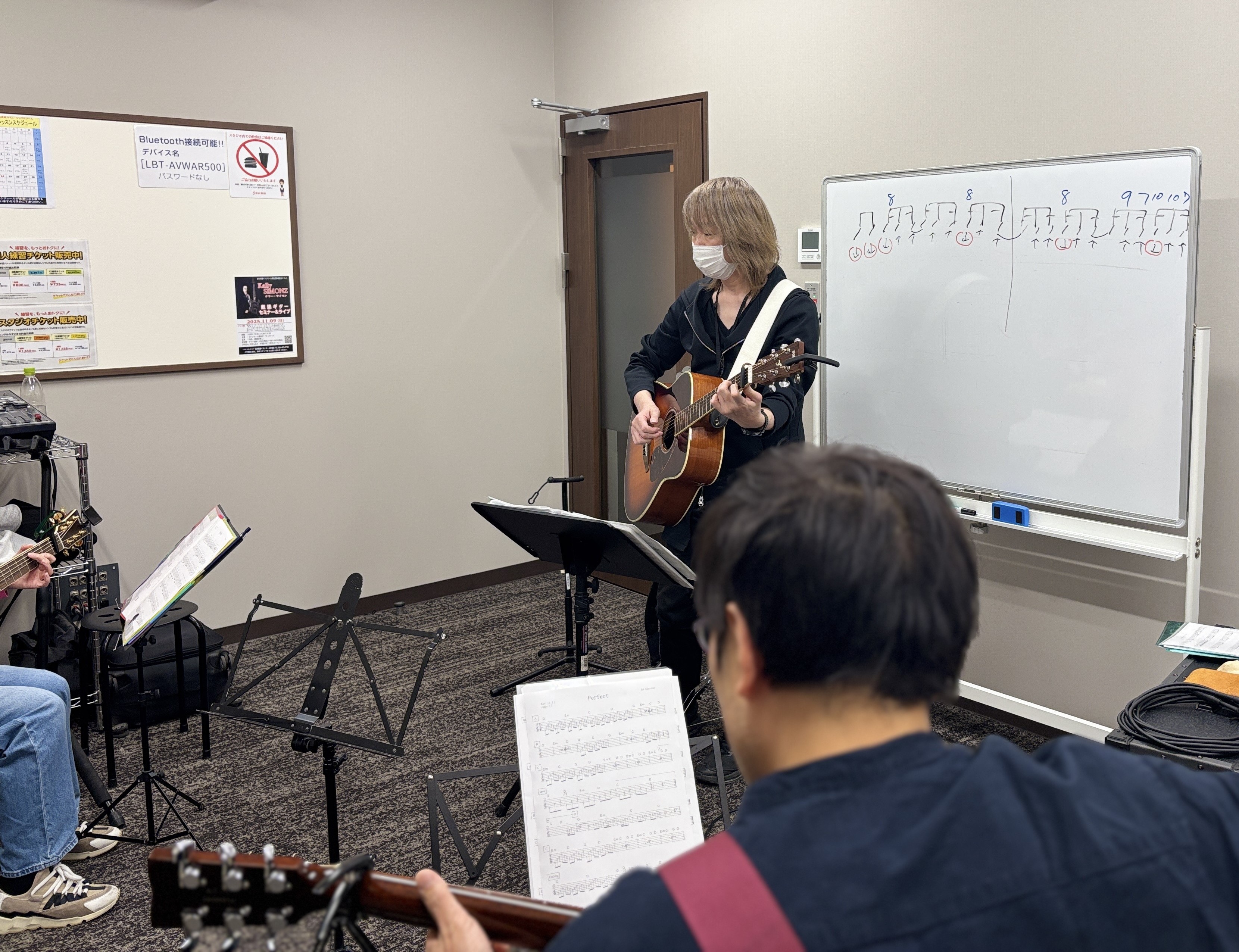 CONTENTS幅広い年代に人気！ アコースティックギター教室・エレキギター教室体験レッスン受付中！担当講師紹介お問い合わせ幅広い年代に人気！ アコースティックギター教室・エレキギター教室 初心者の方はもちろんですが、経験者の方やブランクのある方も大歓迎です！個人レッスン、グループレッスンともに、お […]