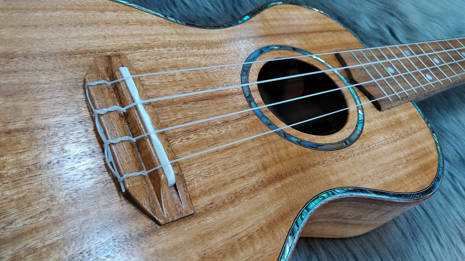 *k ukuleleが新入荷しました 日本の老舗ウクレレブランドKIWAYAがハワイのウクレレエージェントと共同で開発したブランド、それが[!!「k ukulele」!!]です。 その[!!k ukulele!!]より人気の高いモデル[!!『K-301』!!]が当店に入荷致しました。 **K-301 […]