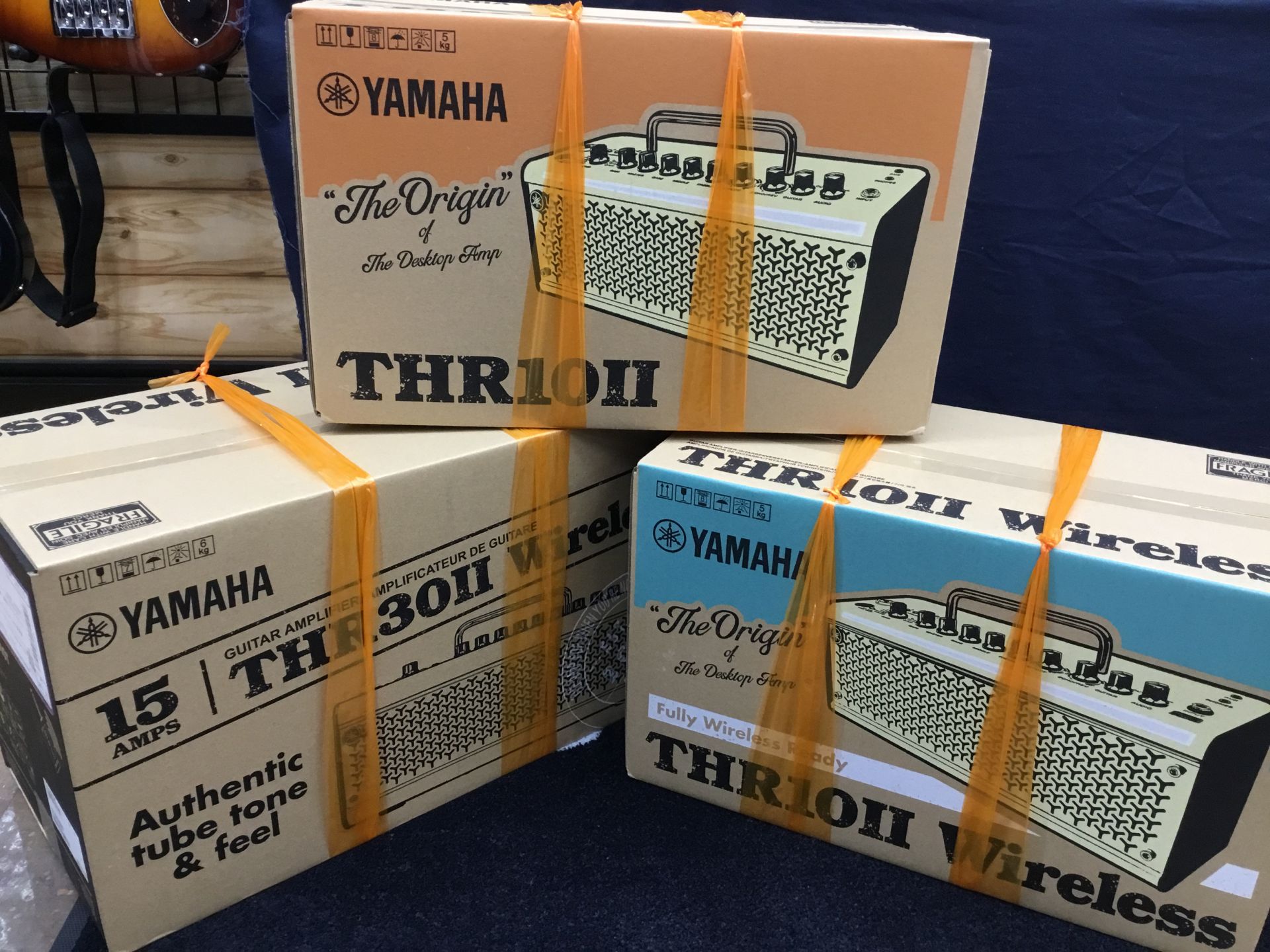 *ヤマハTHR-Ⅱシリーズ入荷致しました！ 上記写真の通り、入荷致しました! *デスクトップアンプの最新モデルがついに発売！ 2011年の発売以来、自宅用アンプの超定番モデルとして人気を博した「THRシリーズ」が「THR-II」としてリニューアル！ 定評のある音、デザインをブラッシュアップしつつ、フ […]